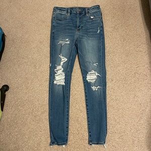American eagle ripped skinny jeans. NE(X)T level stretch